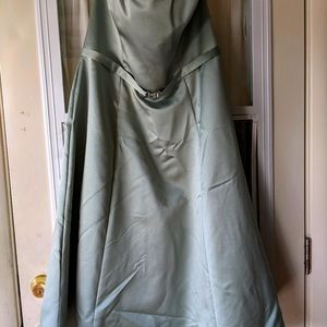 David's Bridal dress size 12 green satin
